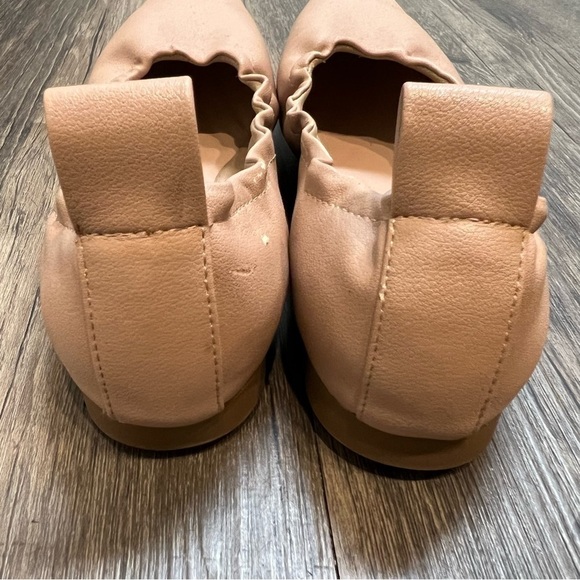 Charles & Keith Ruched Nude Leather Ballerina Flats Slip On Shoes TanSize 6 - Picture 6 of 11